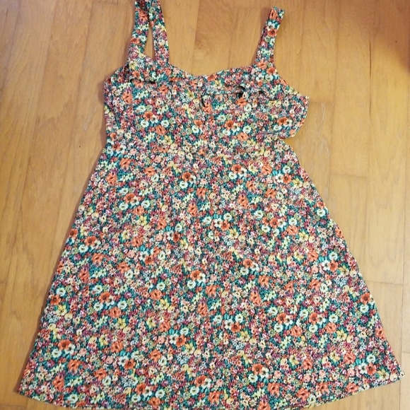 NWT Topshop Floral Sundress - Size 8 - Picture 5 of 8